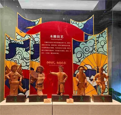 私たちの無形の文化遺産の作品は、市立博物館に展示されています！